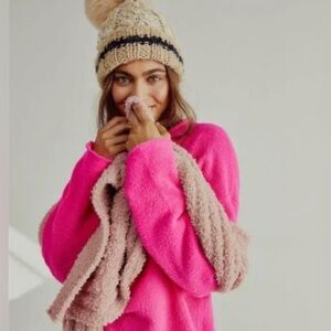 Free People Women Happy Trails Pompom Beanie Size One Size